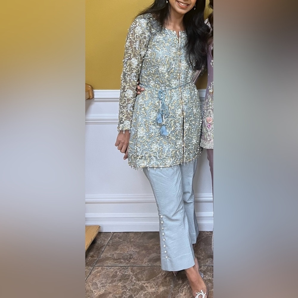 Fatima khan EMBROIDERED SILVER GREY shalwar kameez - Picture 13 of 13